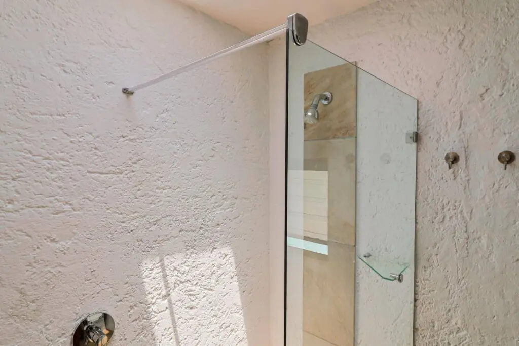 49659 348269 OFFEqjBWefVQ rksfWdFQYz8ihQRRZlyqC2H6QWiST0 677edde218625 27.jpg