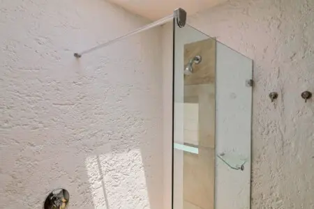 49659 348269 OFFEqjBWefVQ rksfWdFQYz8ihQRRZlyqC2H6QWiST0 677edde218625 27.jpg